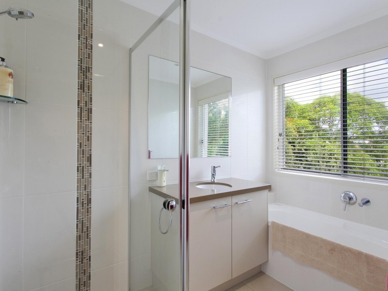10 Antipodes Close, Castaways Beach QLD 4567
