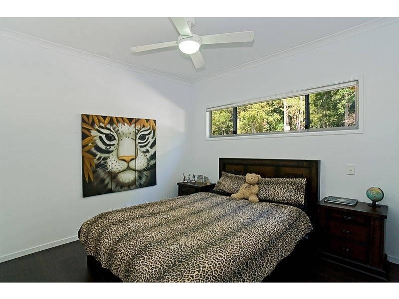 18 Clearview Drive, Lake Macdonald QLD 4563
