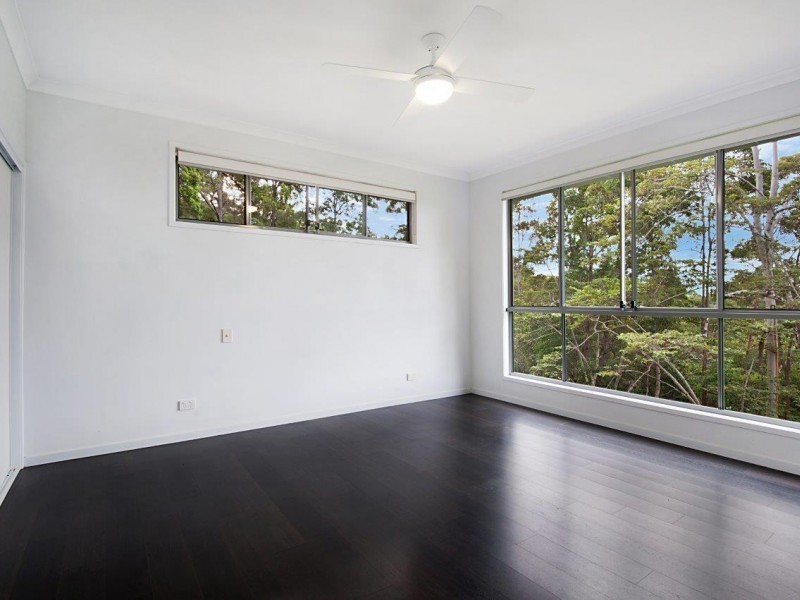 18 Clearview Drive, Lake Macdonald QLD 4563