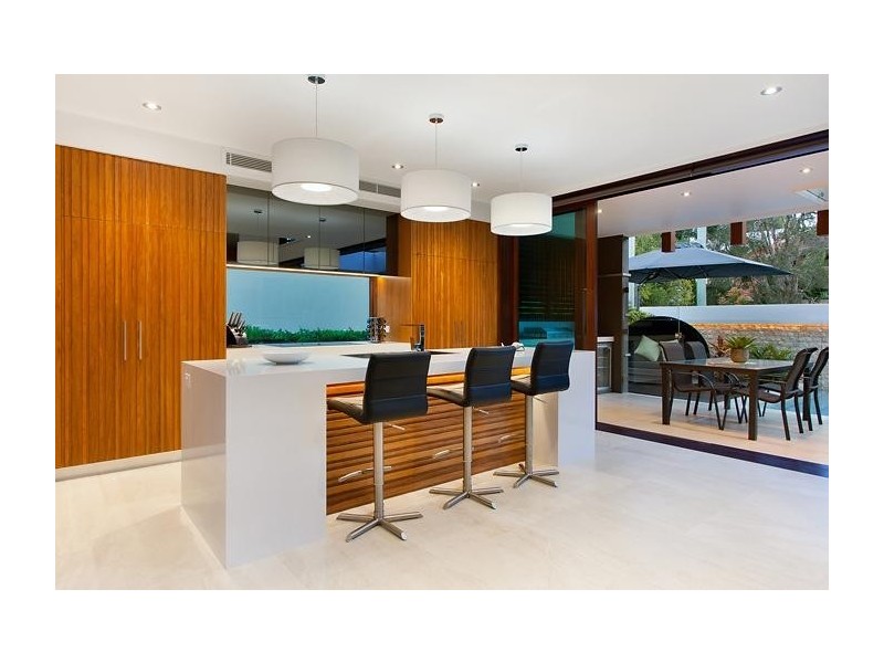 2/12 Howard Street, Noosaville QLD 4566