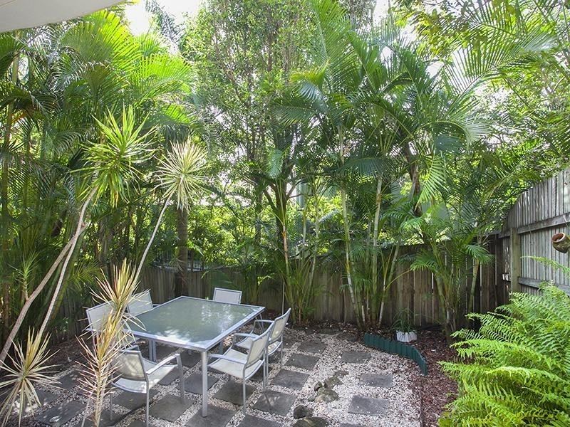 2/19 Advance Place, Sunrise Beach QLD 4567