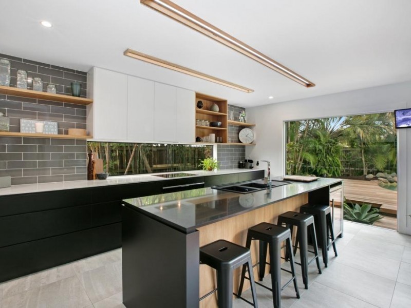 20  Orcades Street, Sunrise Beach QLD 4567