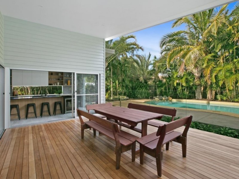 20  Orcades Street, Sunrise Beach QLD 4567