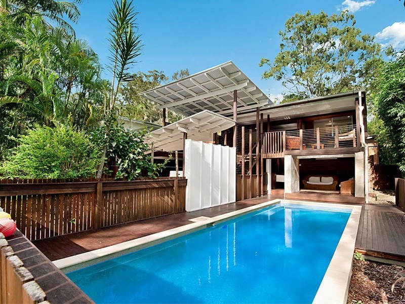 4 Morning Glory Drive, Cooroibah QLD 4565