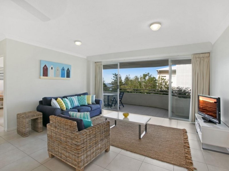 1/6  Douglas Street, Sunshine Beach QLD 4567