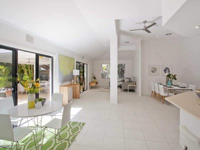 12  Helm Court, Noosa Waters QLD 4566