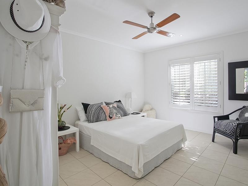 10 Captains Court, Sunrise Beach QLD 4567