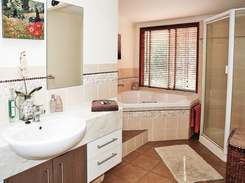 417  Pomona Kin-Kin Road, Pinbarren QLD 4568