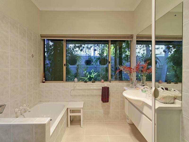 133 Shorehaven Drive, Noosa Waters QLD 4566