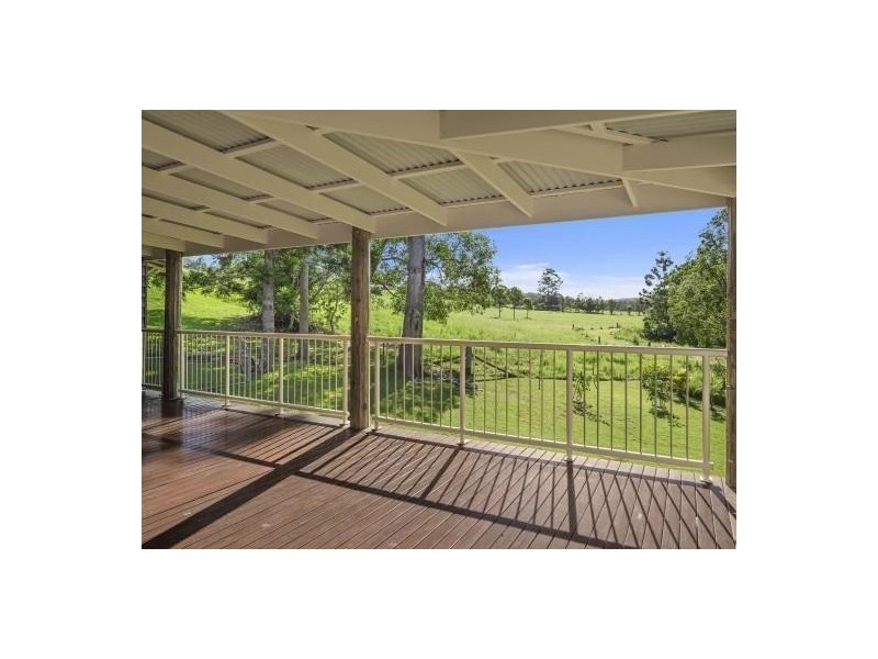 135 Lone Hand Road, Eumundi QLD 4562