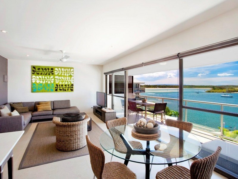 26 ‘Noosa Shores’ 86 Noosa Parade, Noosa Heads QLD 4567