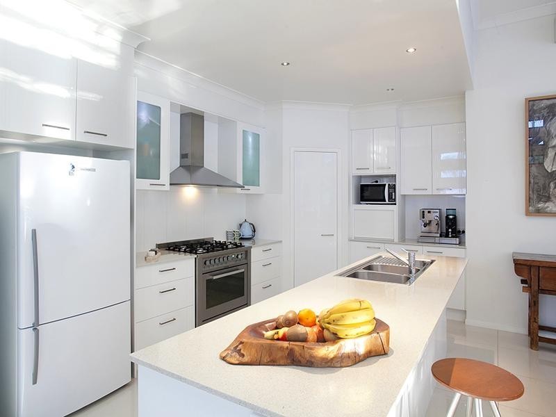 9 Attenuatta Place, Noosaville QLD 4566