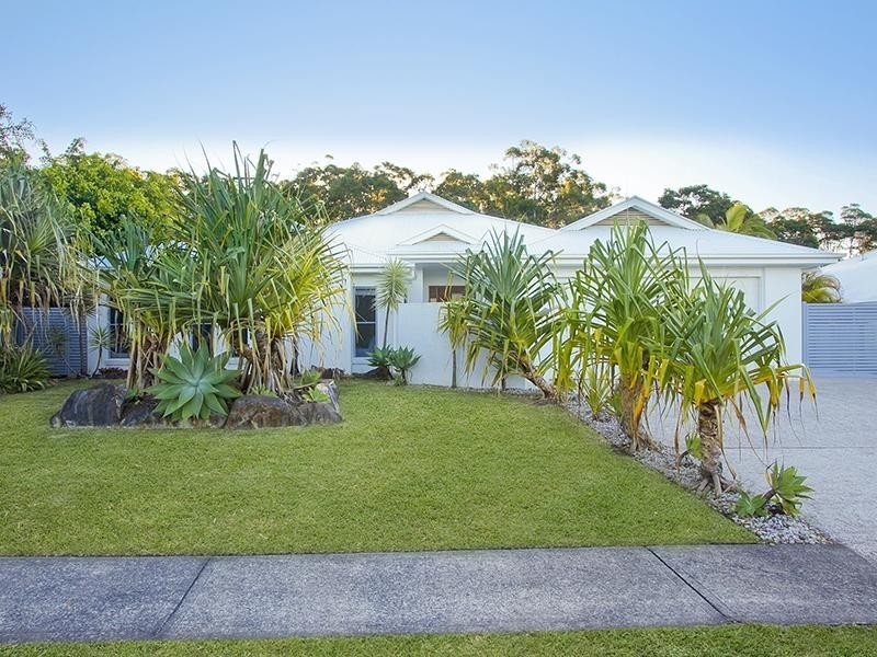 9 Attenuatta Place, Noosaville QLD 4566
