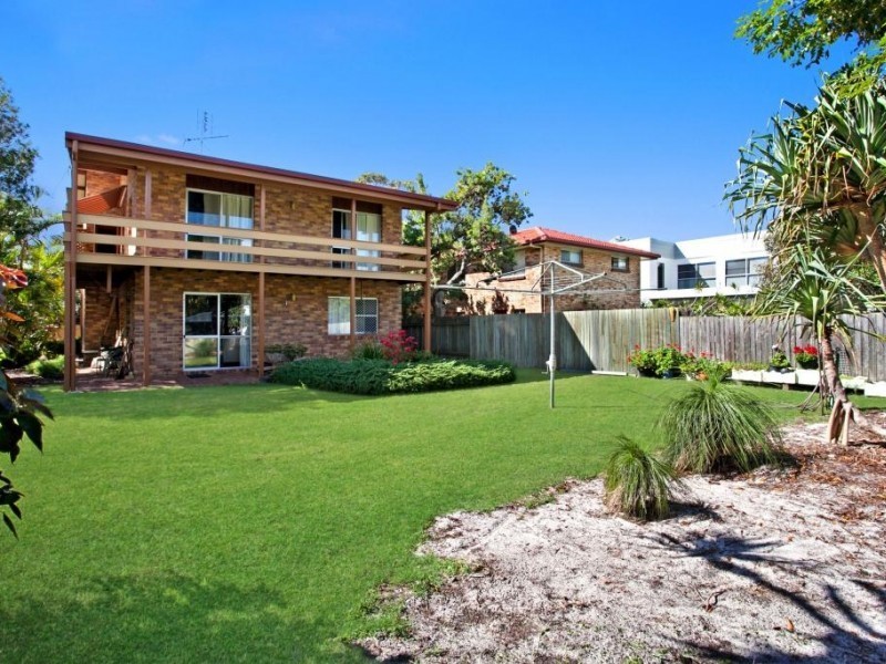 12 Elanda Street, Sunshine Beach QLD 4567