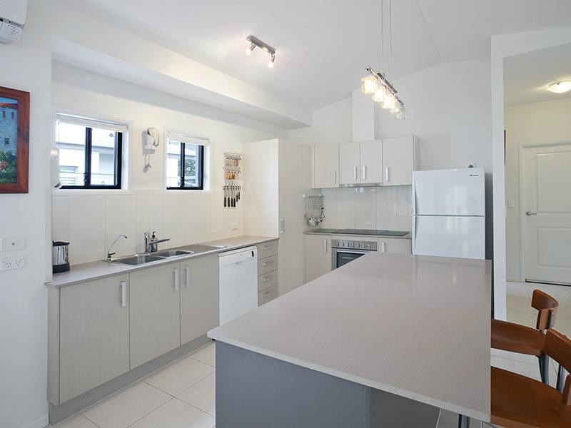 4/19a  Sunrise Avenue, Tewantin QLD 4565