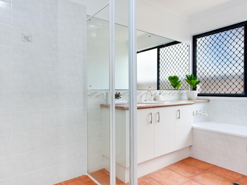 73 Shorehaven Drive, Noosa Waters QLD 4566