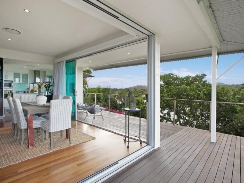 2/71 Southern Cross Parade, Sunrise Beach QLD 4567