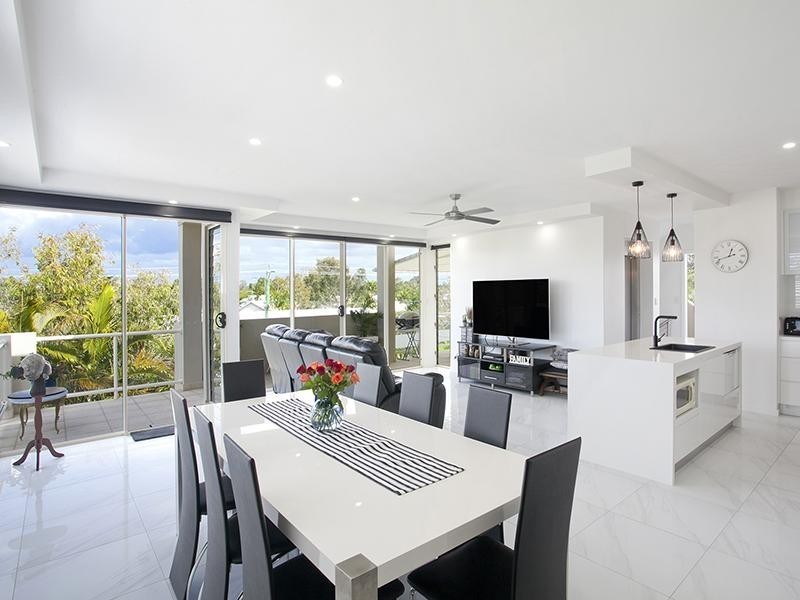 1/59 Elizabeth Street, Noosaville QLD 4566