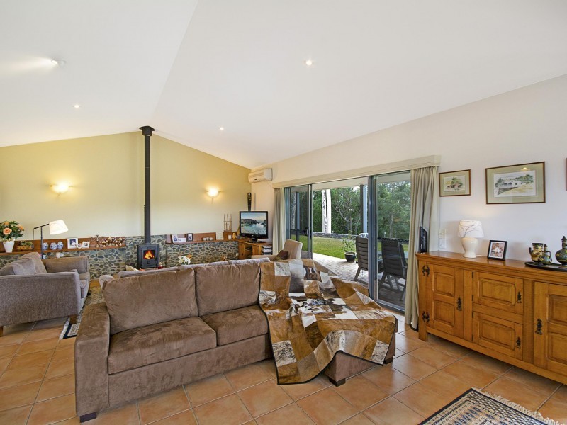 28 Crows Ash Lane, Black Mountain QLD 4563