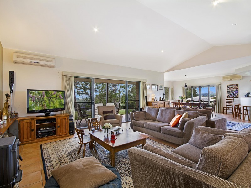 28 Crows Ash Lane, Black Mountain QLD 4563