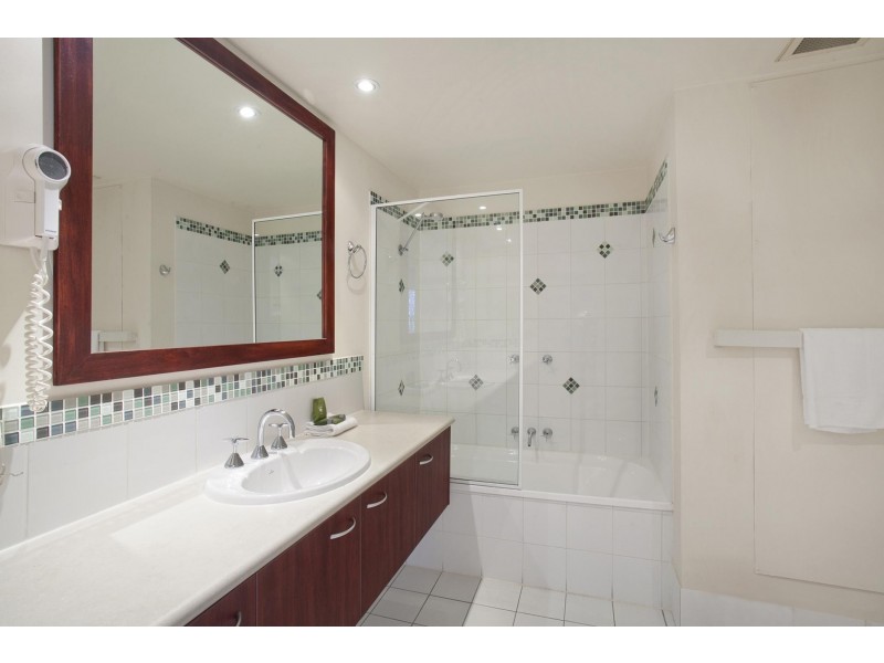 6/225 Gympie Terrace, Noosaville QLD 4566