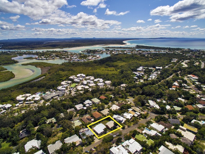33 & 35 Arkana Drive, Noosa Heads QLD 4567