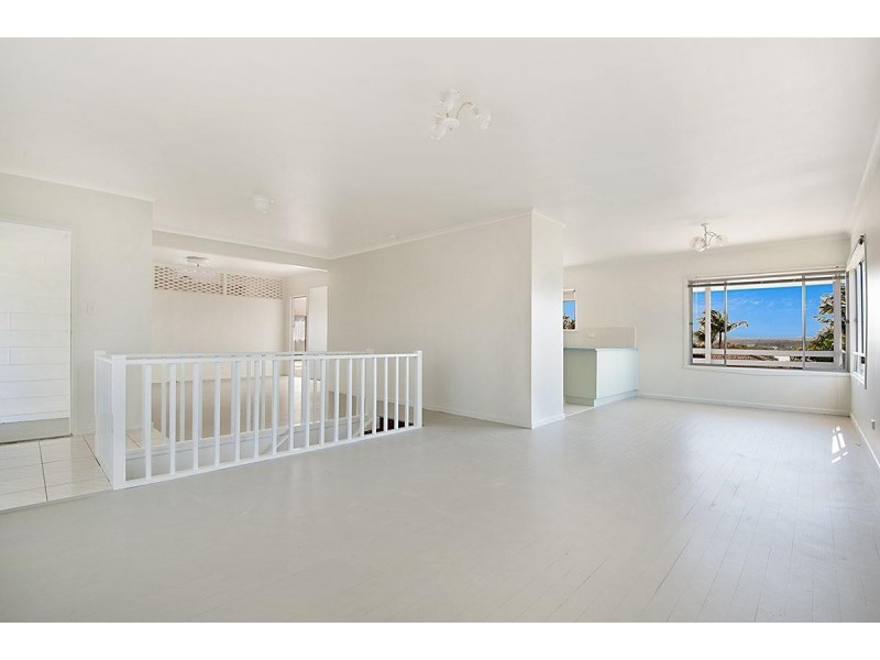 33 & 35 Arkana Drive, Noosa Heads QLD 4567