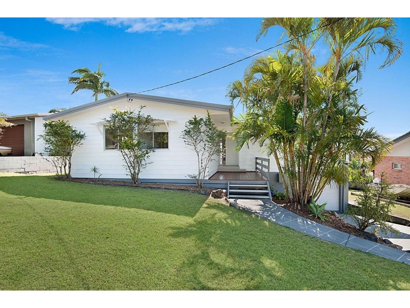 33 & 35 Arkana Drive, Noosa Heads QLD 4567