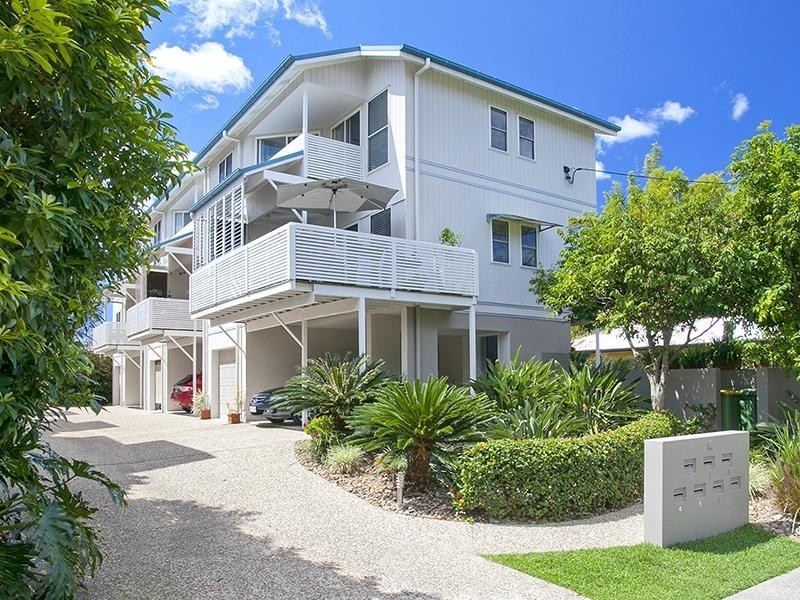 4/12 William Street, Noosaville QLD 4566