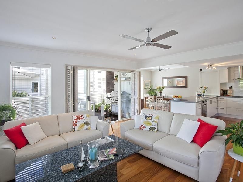 4/12 William Street, Noosaville QLD 4566