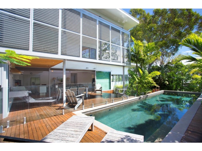1 Nairana Rest, Noosa Heads QLD 4567