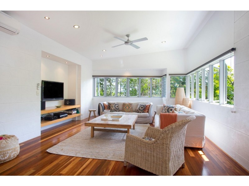 1 Nairana Rest, Noosa Heads QLD 4567