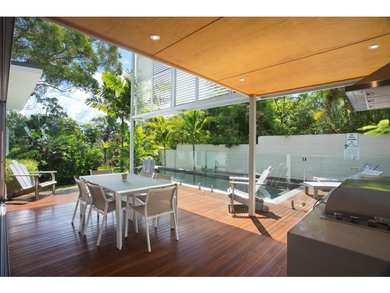 1 Nairana Rest, Noosa Heads QLD 4567