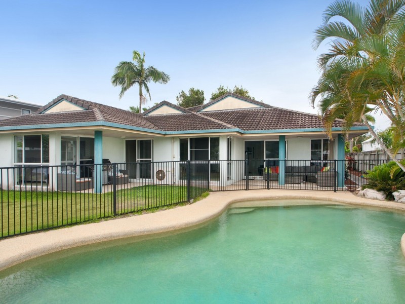 34 The Peninsula, Noosa Waters QLD 4566