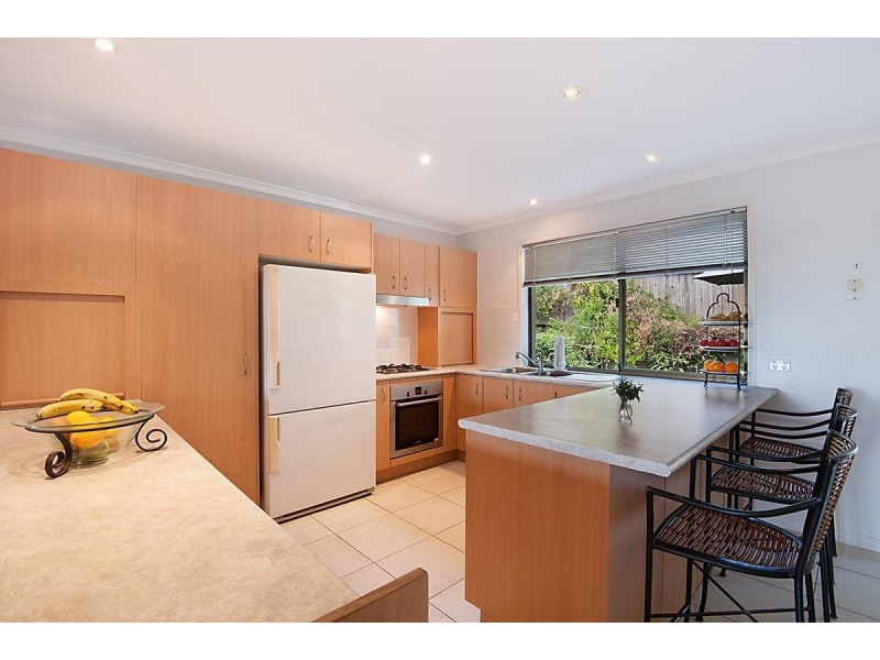 8 Moonare Crescent, Noosa Heads QLD 4567