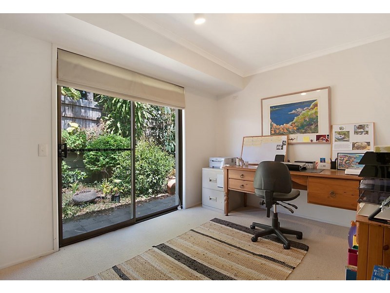 8 Moonare Crescent, Noosa Heads QLD 4567