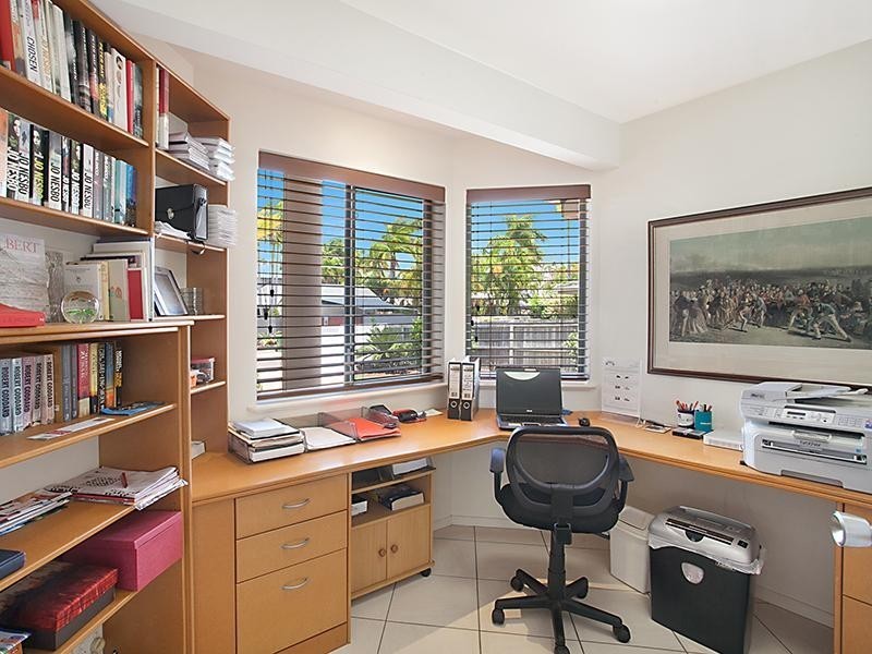 18 Seacove Court, Noosa Waters QLD 4566