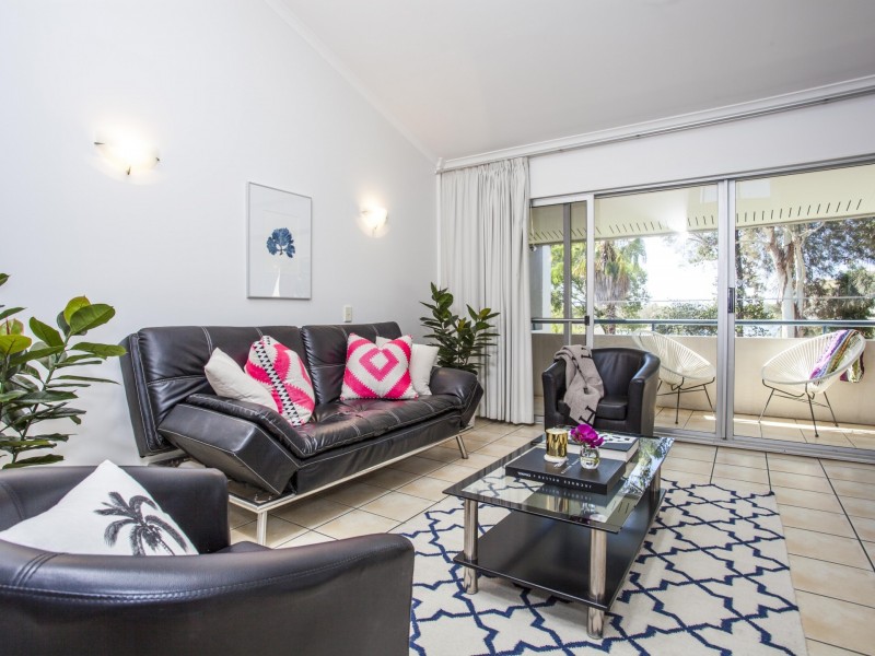 9/49 Noosa Parade, Noosa Heads QLD 4567
