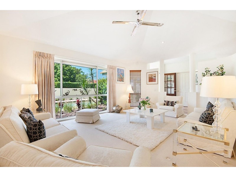 2 Seagull Court, Noosa Waters QLD 4566