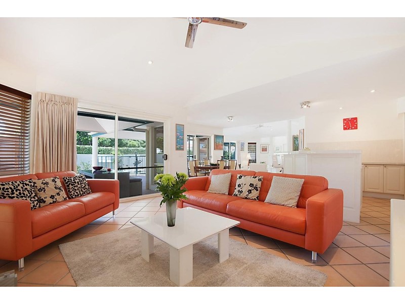 2 Seagull Court, Noosa Waters QLD 4566