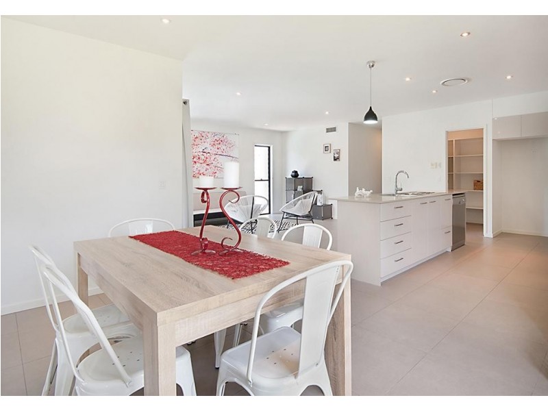 4 Limosa Circuit, Noosaville QLD 4566