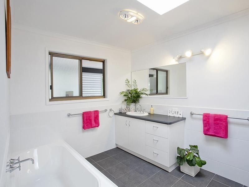 16-18 Sail Street, Noosaville QLD 4566