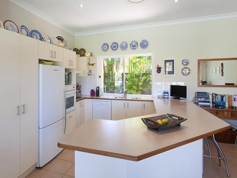 16 Sternlight Street, Noosa Waters QLD 4566