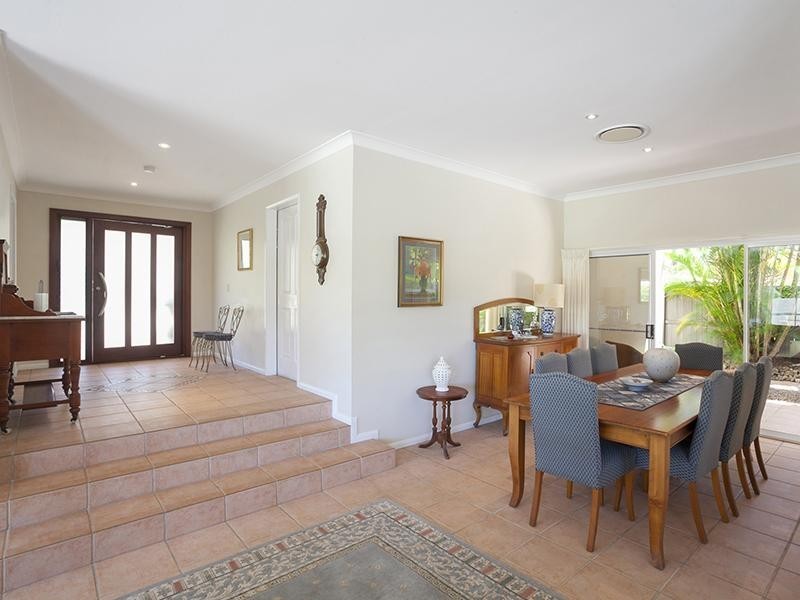 16 Sternlight Street, Noosa Waters QLD 4566