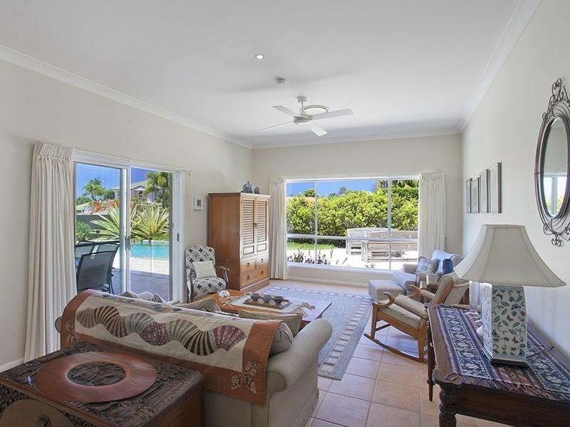 16 Sternlight Street, Noosa Waters QLD 4566
