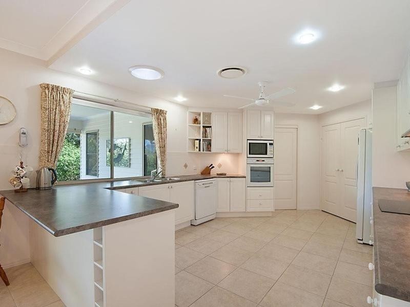 81 Whispering Gum Avenue, Eumundi QLD 4562