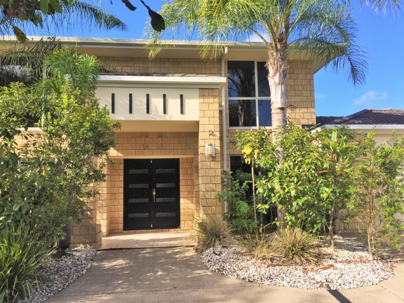 68 Edington Drive, Cooroibah QLD 4565