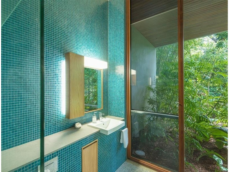 6 Kareela Avenue, Noosa Heads QLD 4567