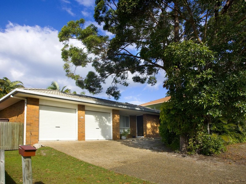 34 Warana Street, Noosa Heads QLD 4567