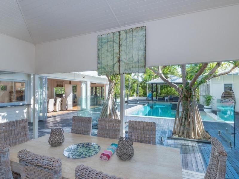 13 Habitat Place, Noosa Heads QLD 4567